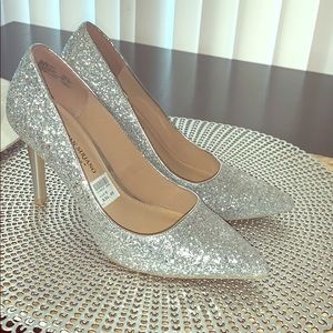 FABULOUS silver glitter shoes for the holidays!